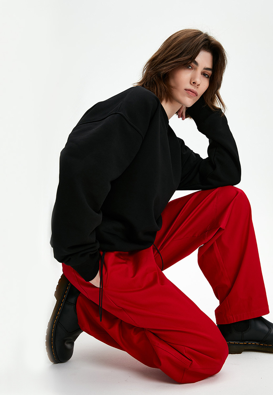 Объемные брюки-карго