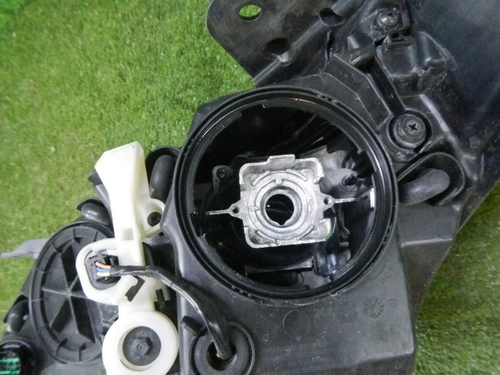 Фара правая Genesis G80 (2016-2020) ксенон