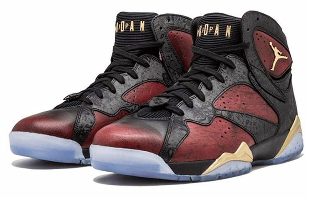 Кроссовки Jordan Air Jordan 7 Retro Doernbecher 2016 (Женская размерная сетка)