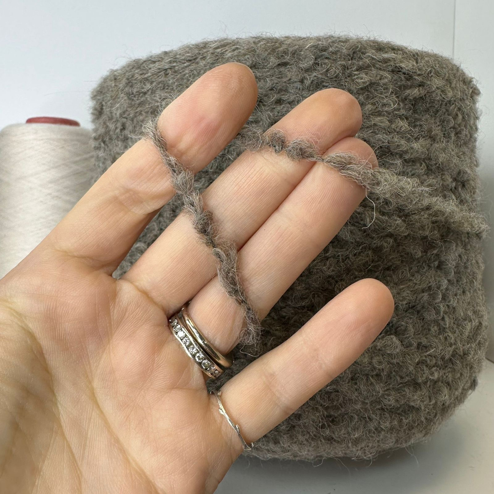 ESKIMO - Lineapiu'; 14% меринос, 36 % альпака Superfine, 15% п/а, 35% акрил; 200м/100гр; col. 67163 Terra, цвет: серо-коричневый меланж