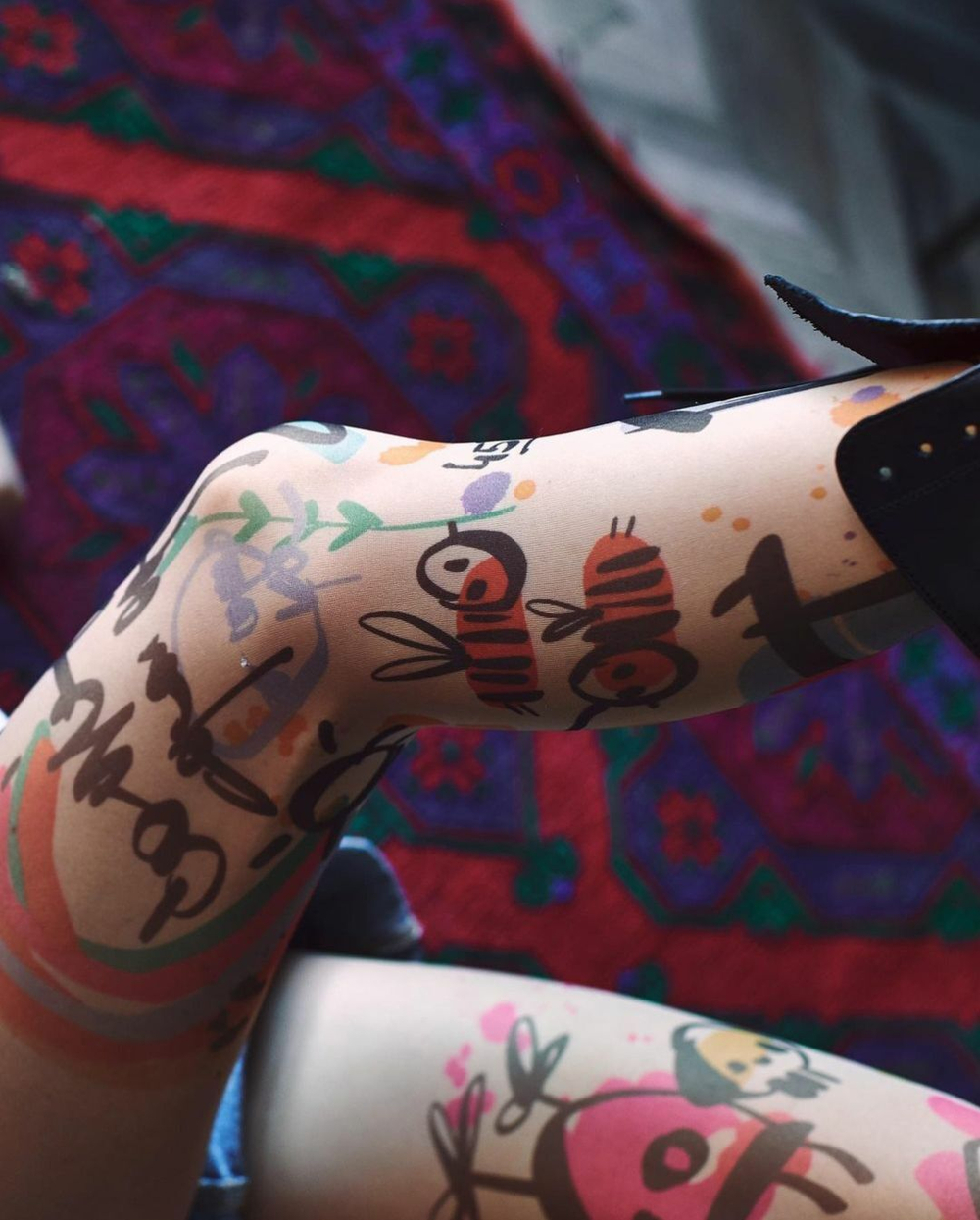 Колготки с принтом в виде детских рисунков (Размер: S-M-L) (Цвет: бежевый)