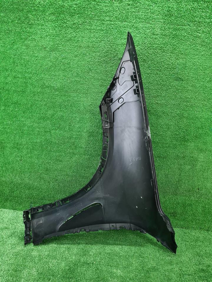 Крыло переднее правое BMW X5 F15 (2013-2018)