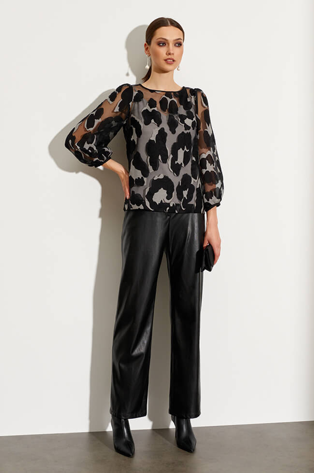 22784 Блузка женская (черно-серый)