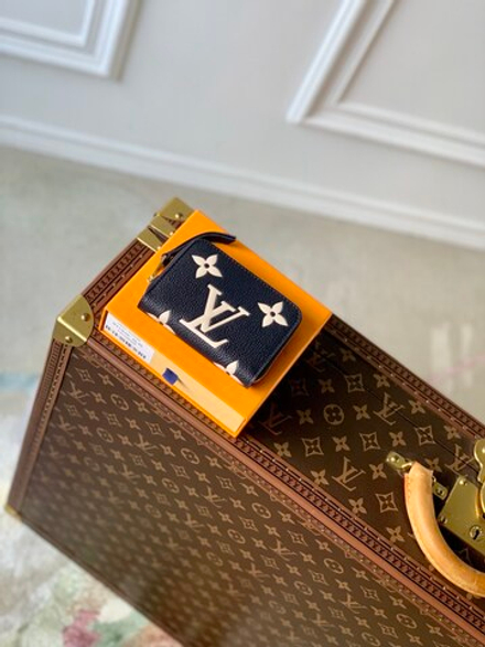 Louis Vuitton Zippy Coin Purse