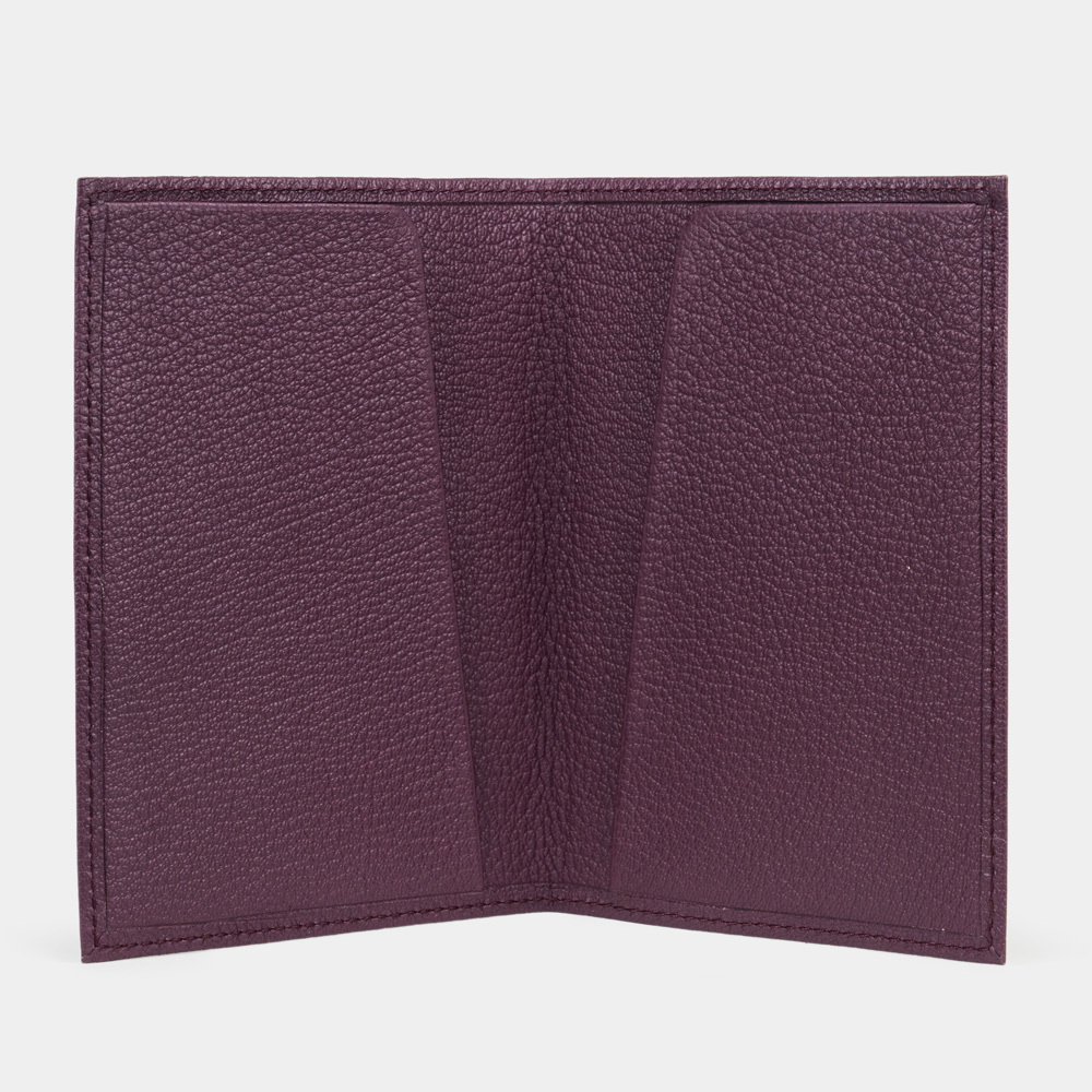 Кожаная обложка для паспорта, коза фиолетового цвета