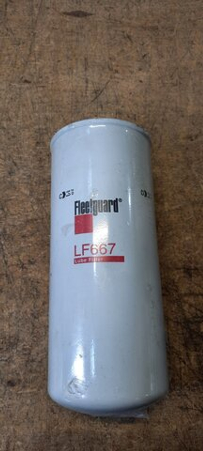 Фильтр масляный Fleetguard LF667