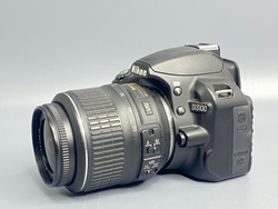 Nikon D3100 kit 18-55mm VR 10700 кадров