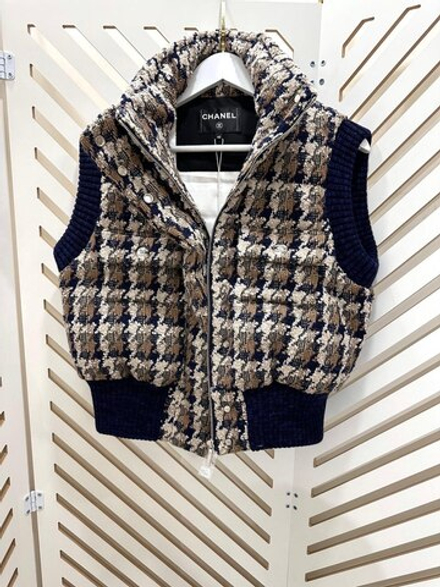 Жилет CHANEL