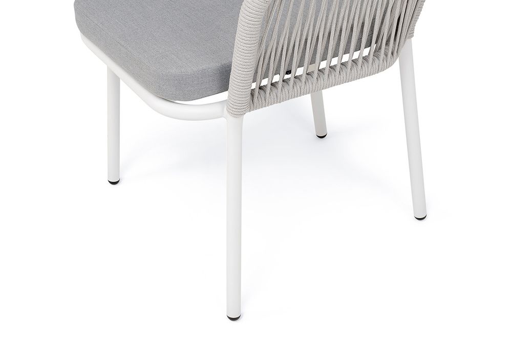 "Марсель" стул плетеный из роупа, каркас алюминий белый муар, роуп светло-серый меланж круглый tex, ткань светло-серая