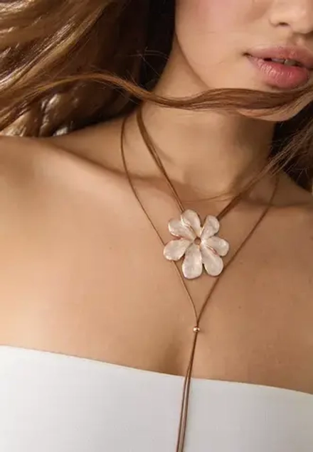 STRADIVARIUS Ожерелье с контрастным цветком, золотой