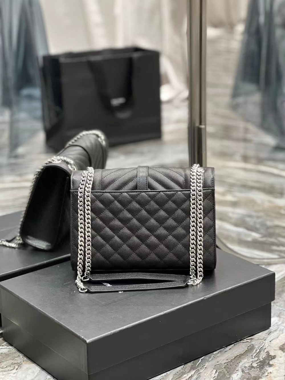 Saint Laurent Envelope Bag 24 cm