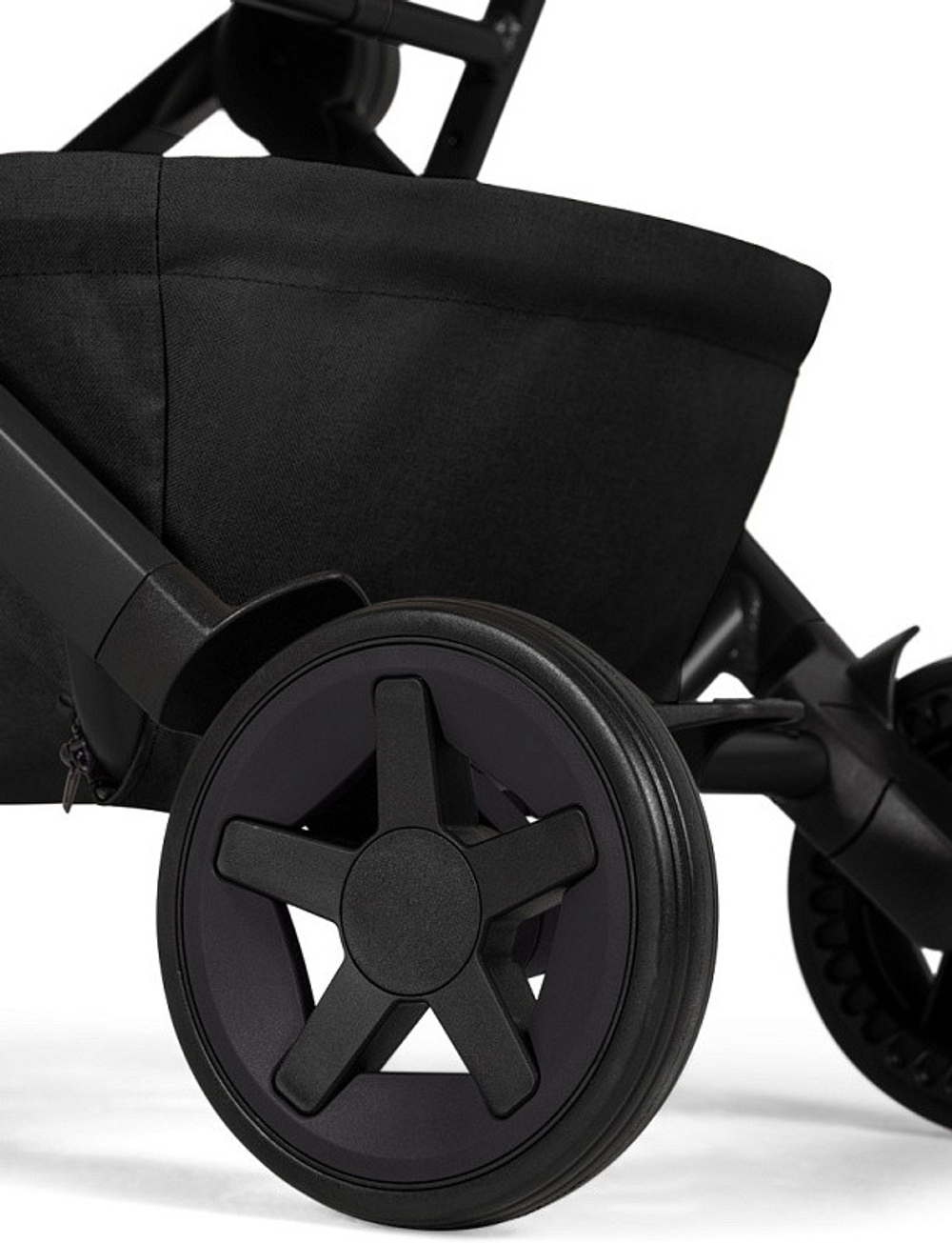 Детская прогулочная коляска Joolz Aer 2 с бампером и реверсивным блоком Space Black