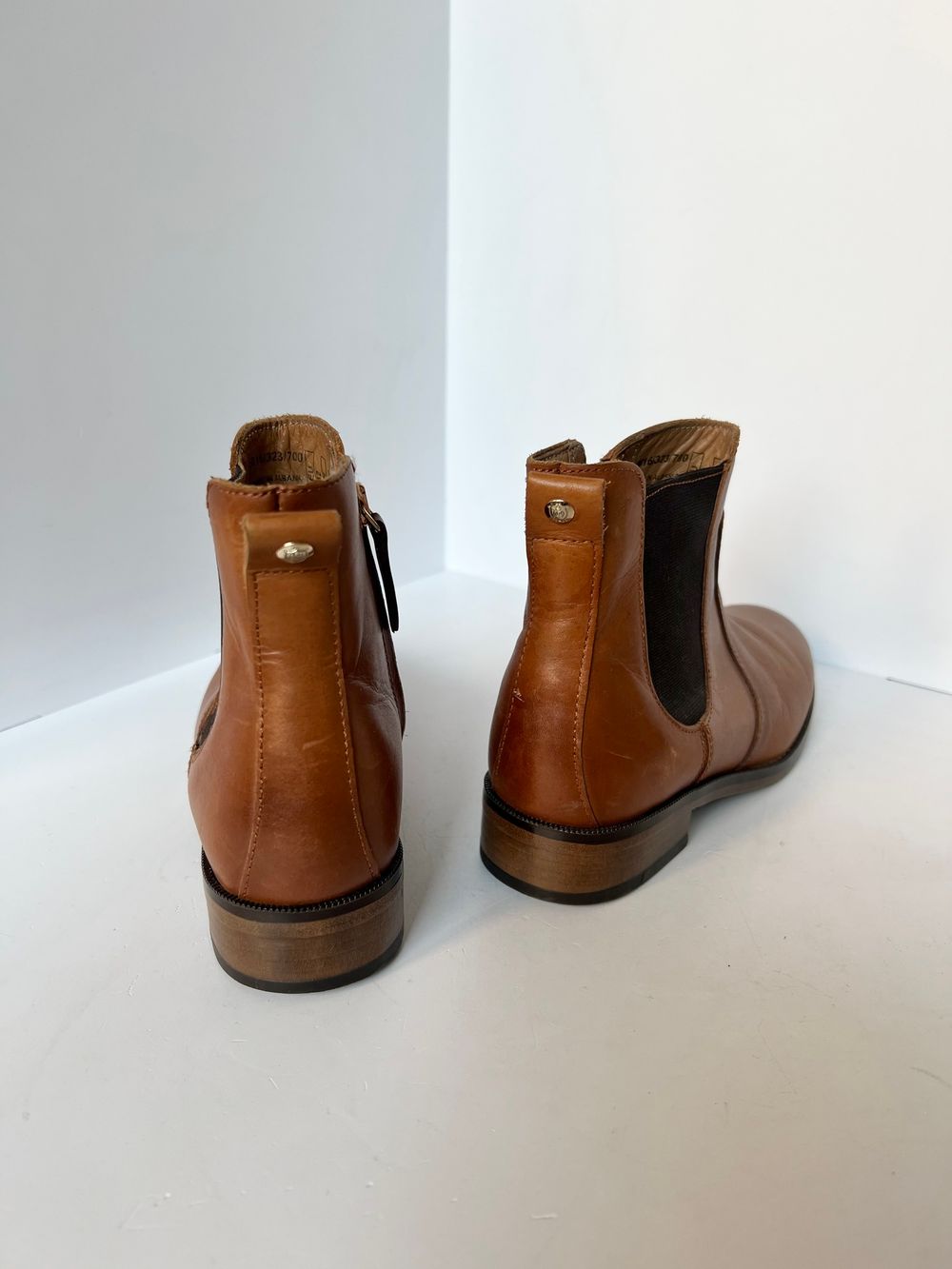 Кожаные ботинки Massimo Dutti, 32