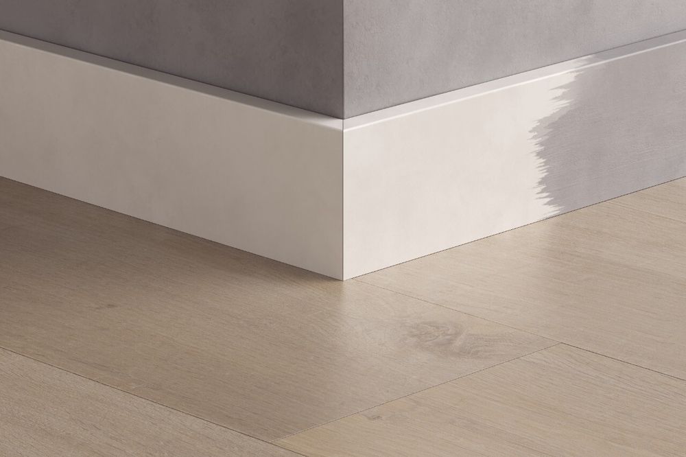 Плинтус Pergo высокий прямой Дуб оливково-коричневый, 77x2400 мм