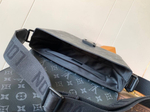 Сумка через плечо Louis Vuitton S-Cape