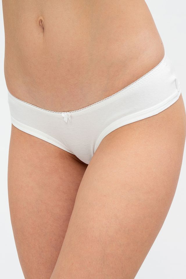 Белый набор женских трусов