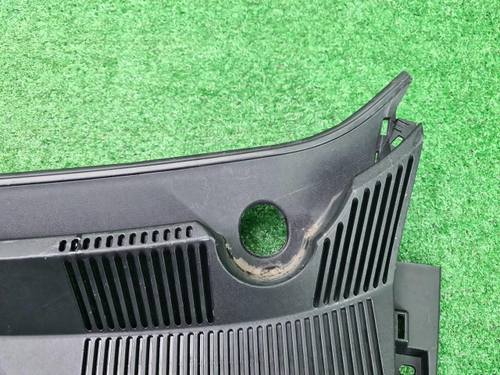 Жабо Geely Coolray (2019-2024)