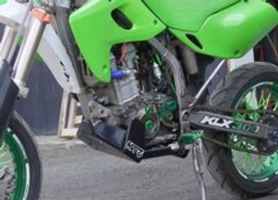 Пластиковая защита KTZ для мотоцикла Kawasaki KLX300 2006