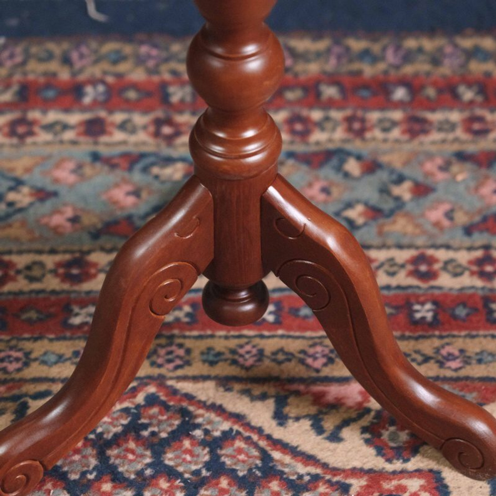 Кофейный столик из Италии