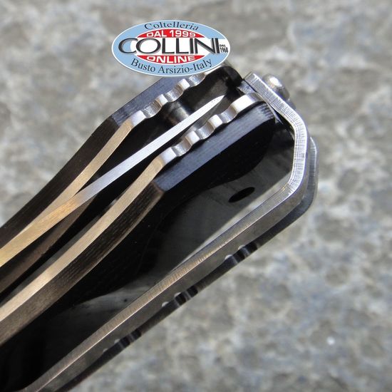 Складной нож Mcusta Tactility MC-0121 c клинком из стали VG-10, рукоять микарта