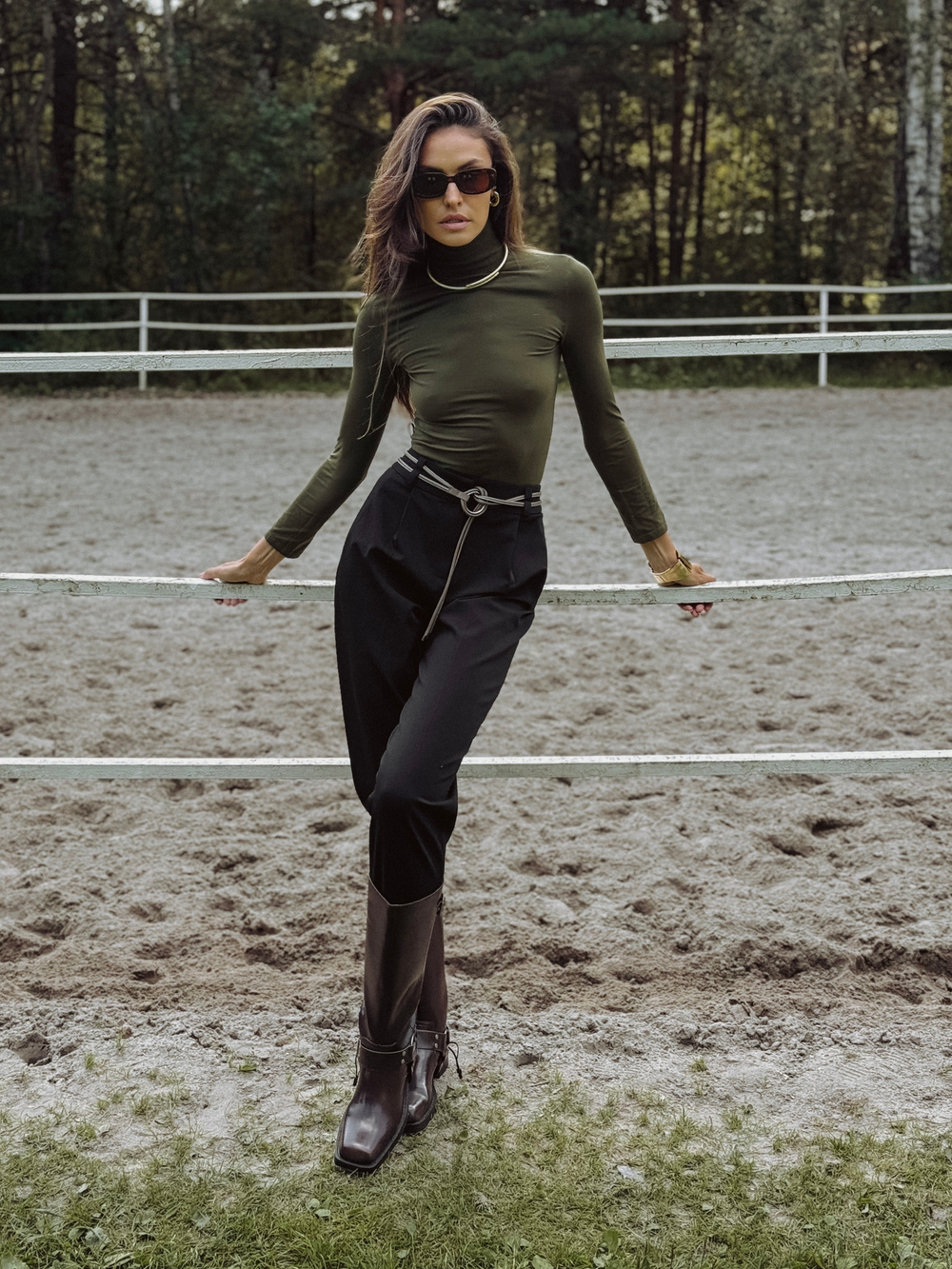 Брюки с поясом-шнурком