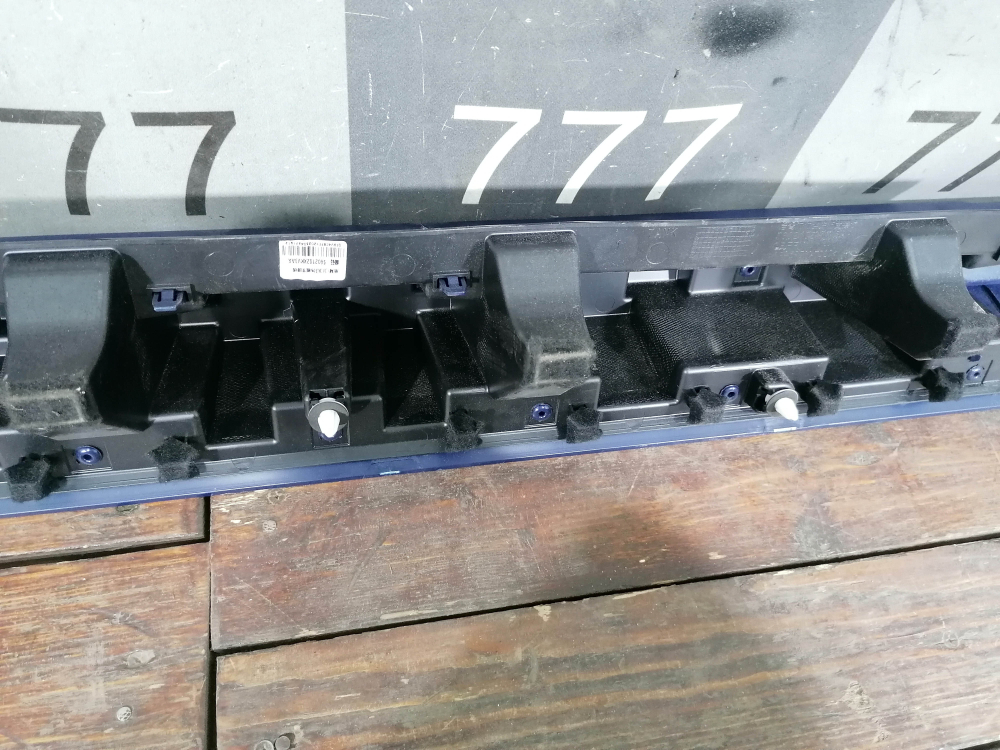 Обшивка замка багажника Tank 500 21-нв Б/У Оригинал 5602102XKV3AA