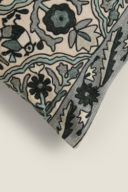 ZARA HOME ХЛОПКОВЫЙ ЧЕХОЛ ДЛЯ ДЕКОРАТИВНОЙ ПОДУШКИ С ВЫШИВКОЙ, СВЕТЛО-БЕЖЕВЫЙ
