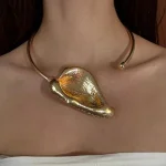 Колье-чокер Калла, Золотой