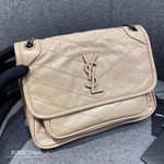 Yves Saint Laurent Niki 22 cm