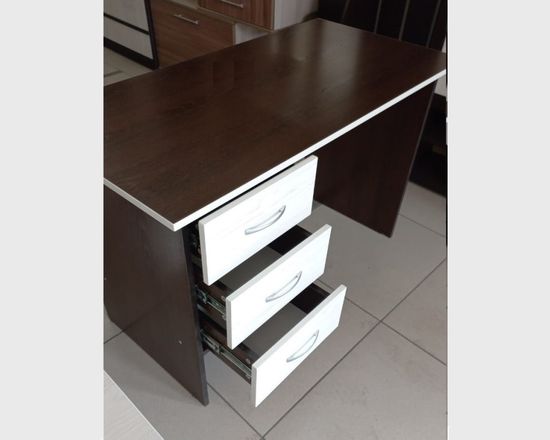 Стол письменный ДОРЕЛ-1 левый