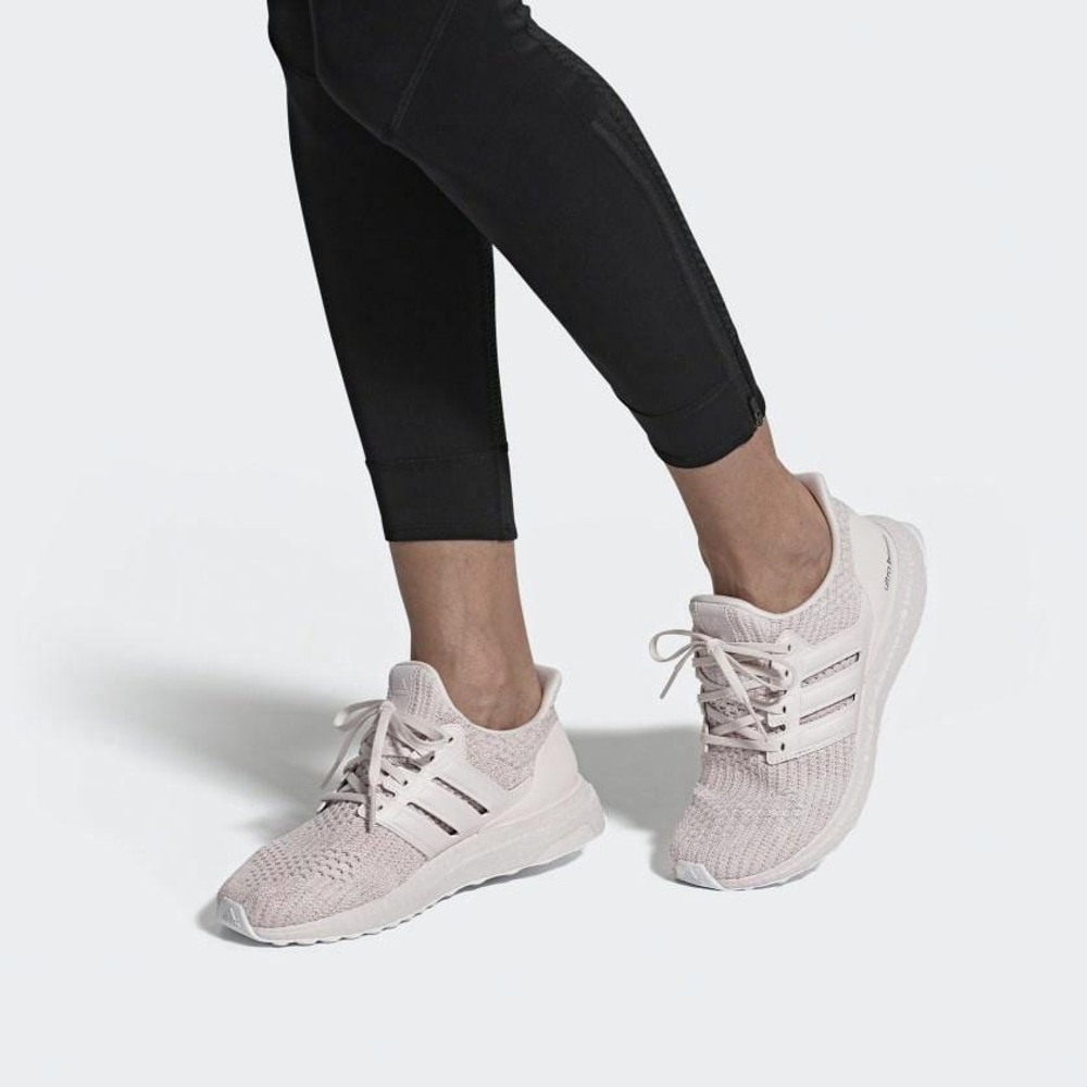 Кроссовки Adidas Ultraboost (Женская размерная сетка)