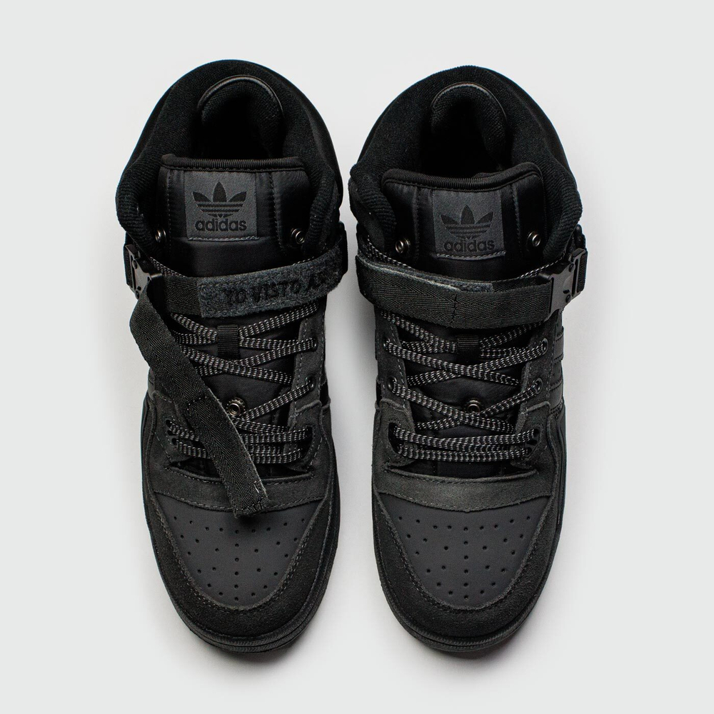 Кроссовки Adidas Forum Mid x Bad Bunny Dark Grey with Fur