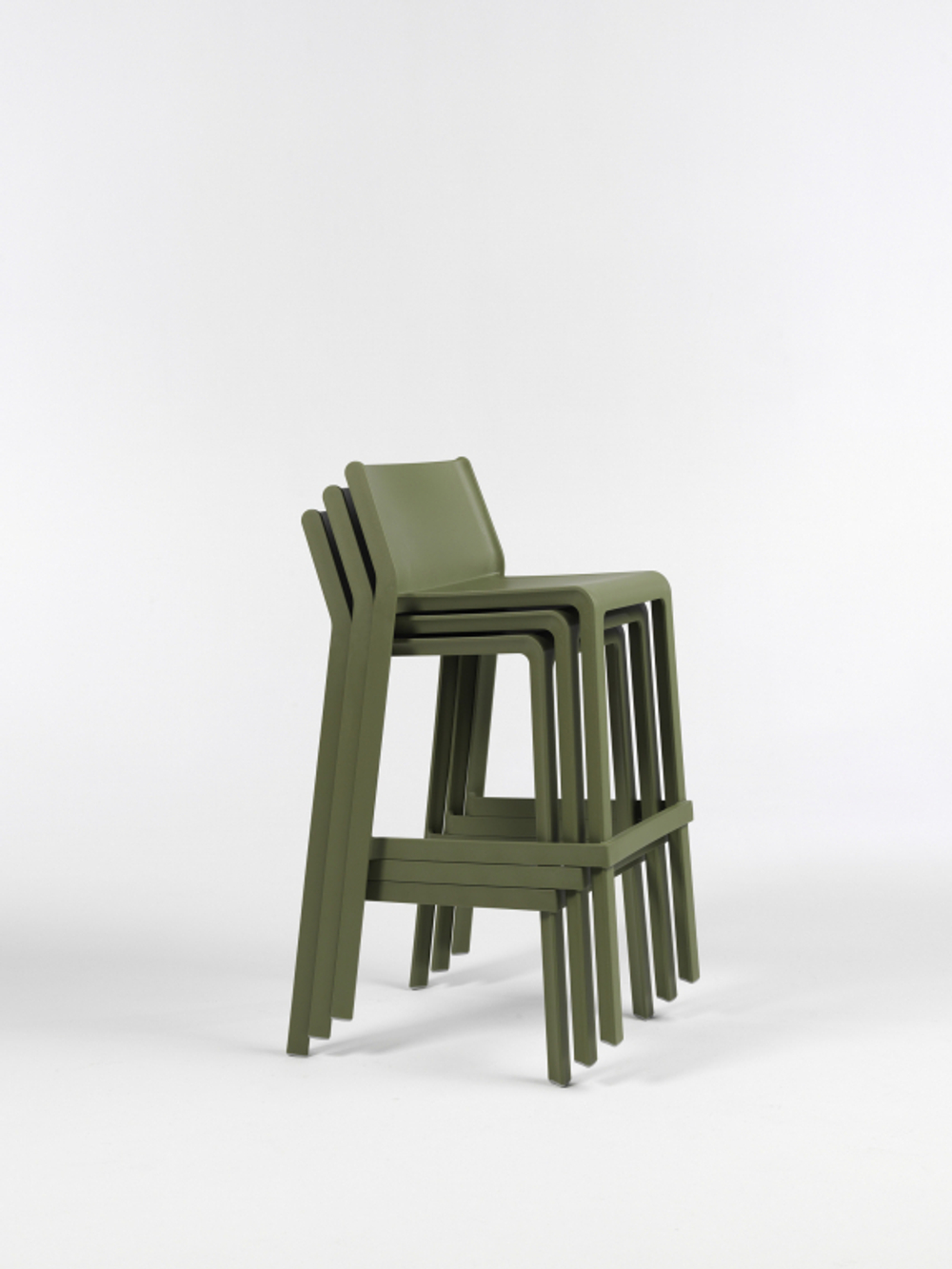 Стул пластиковый полубарный Trill Stool Mini