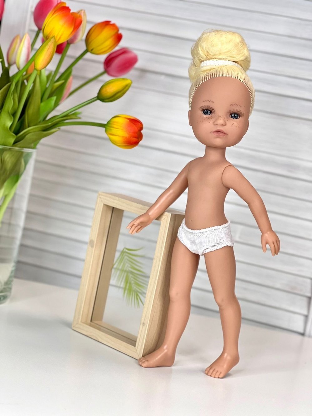 Кукла BERJUAN виниловая 35см Greta без одежды (2861)