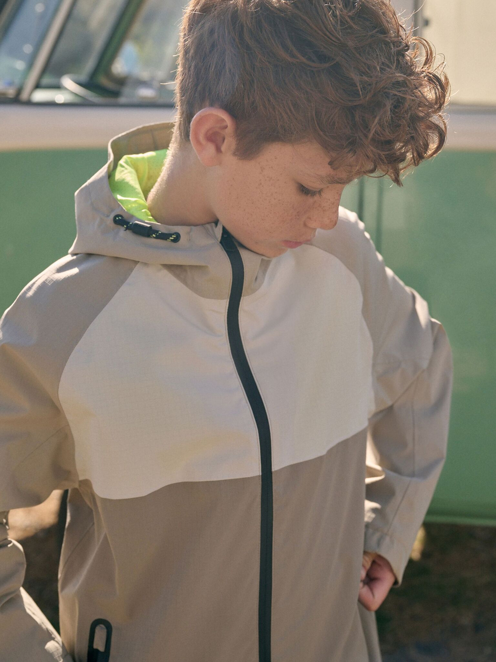 Куртка непромокаемая с капюшоном для мальчика Next E82-311, Бежевый