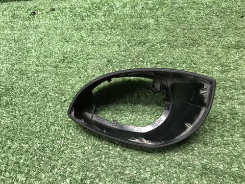 Накладка зеркала правая Porsche Cayenne 3 (17-нв)