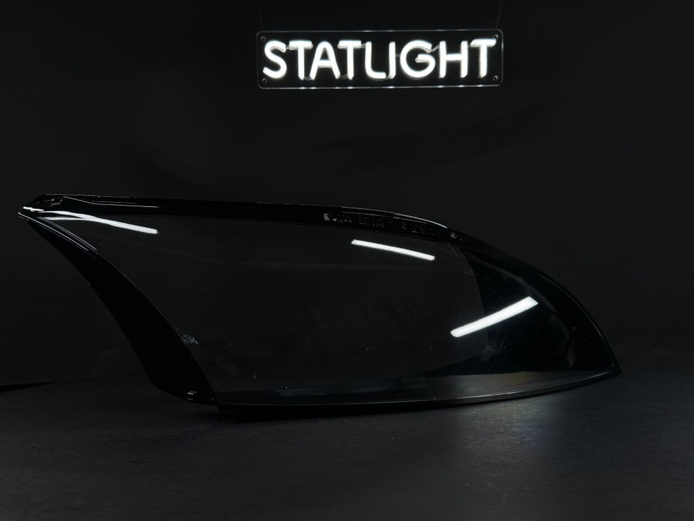 Правое стекло фары AUDI TT 2006-2014