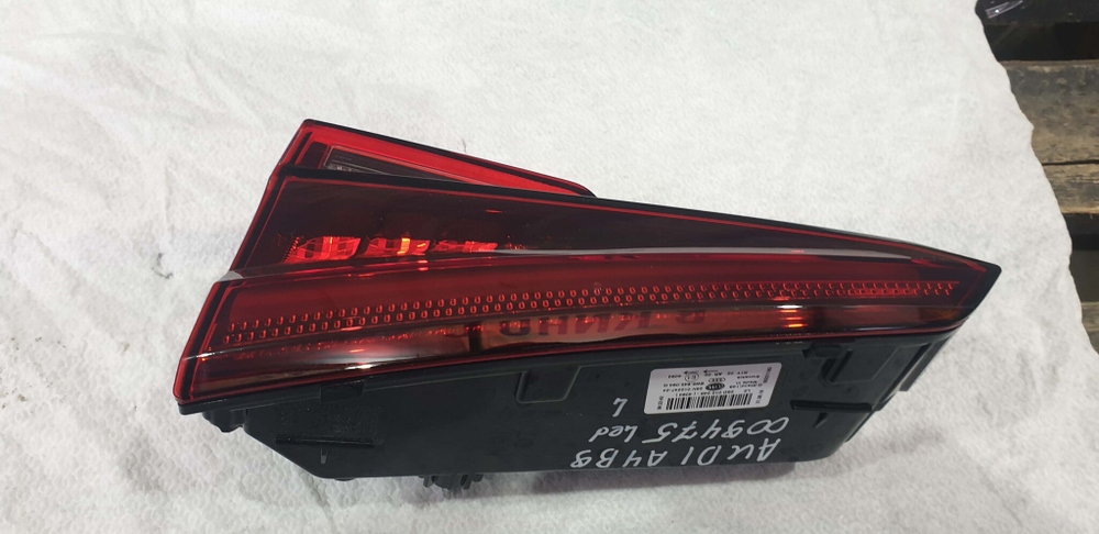 Фонарь задний правый LED Audi A4 (B9) 15-20 Новый Оригинал 8w5945094g