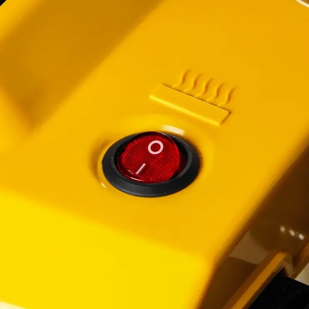 DENZEL SBL 711D PRO снегоуборщик бензиновый 9 л.с. ковш 71.1 см, выброс 15 м, 6 вперед/2 назад 97655