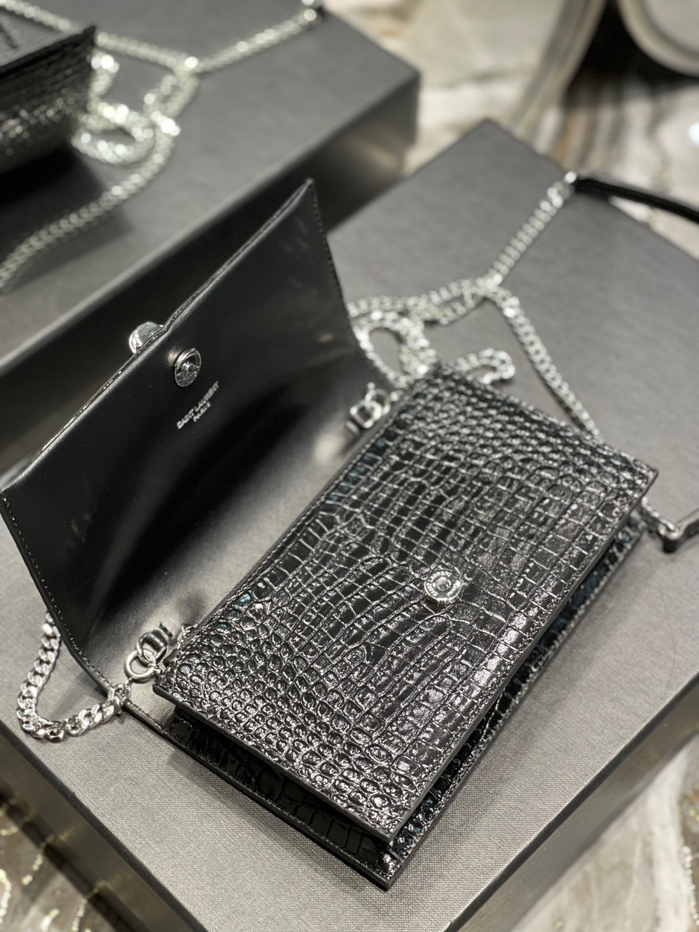 Saint Laurent Kate Chain Wallet 19 cm