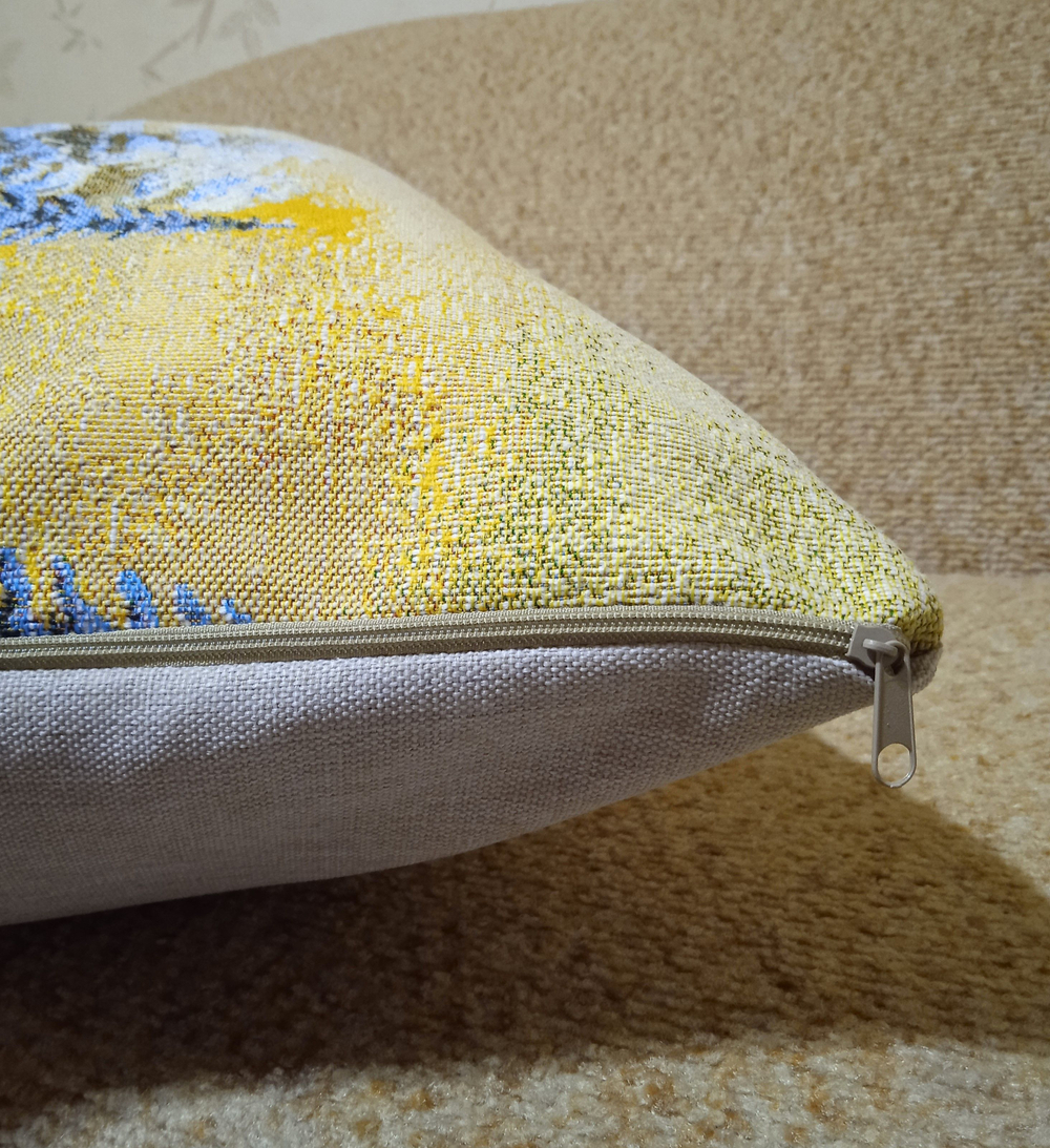 Декоративная гобеленовая наволочка для интерьерной подушки Зима 68х47