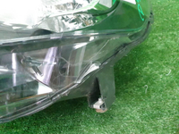 Битая Фара левая Peugeot Traveller (2016-н.в.) галоген