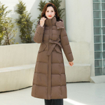 Длинный женский пуховик