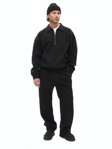 Черный спортивный костюм Laine 02