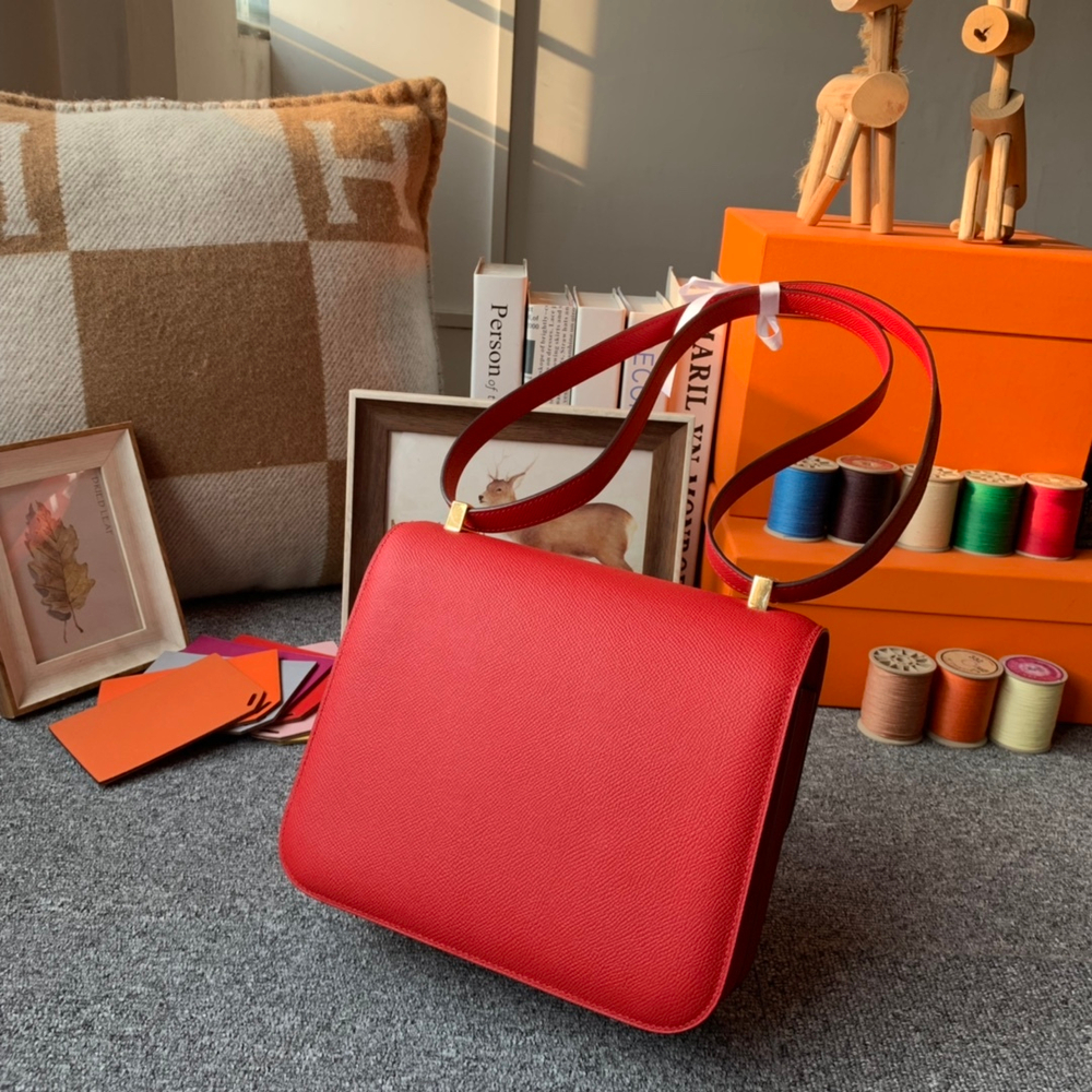 Hermes Constance 23