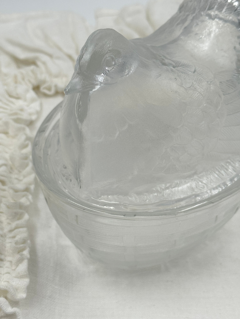 Паштетница/бонбоньерка в виде курицы