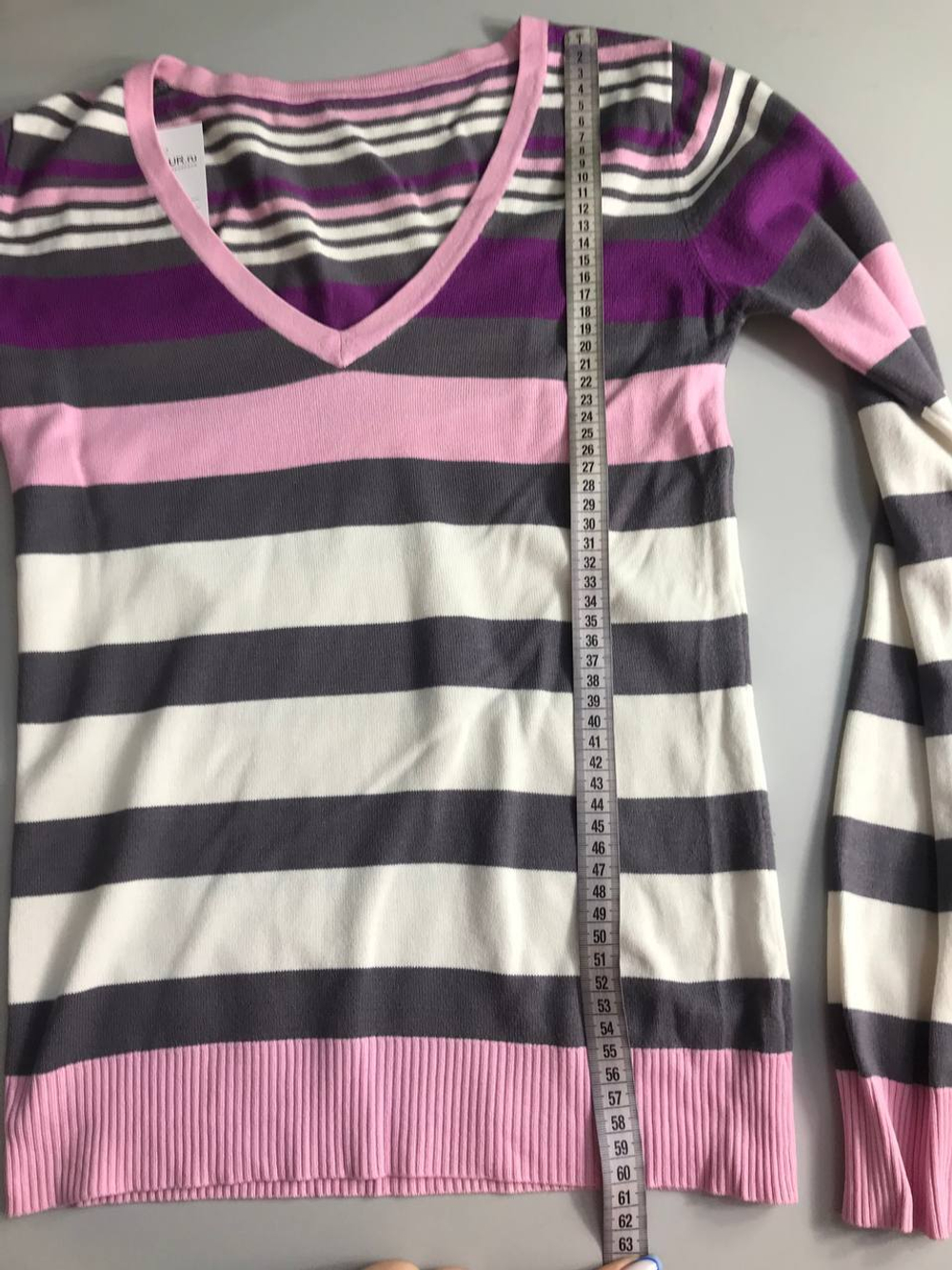 Джемпер для городского стиля с джинсами, визуально на 44/46 размер