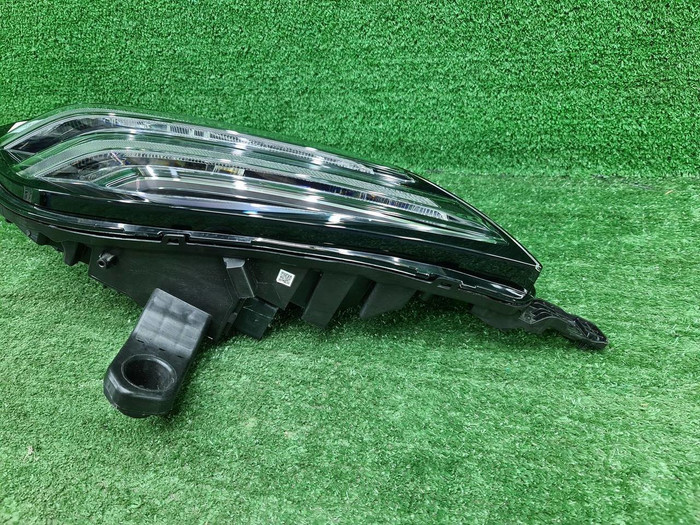 ДХО левый Zeekr 001 (2021-н.в.) LED