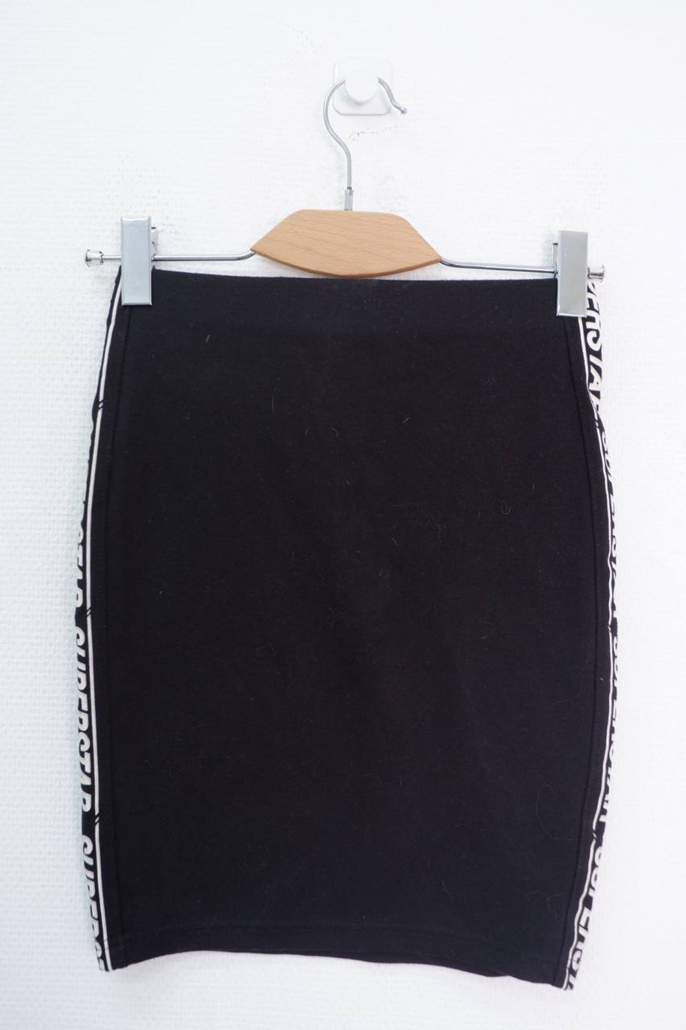 Юбка Gloria Jeans черная спортивная 40 размер