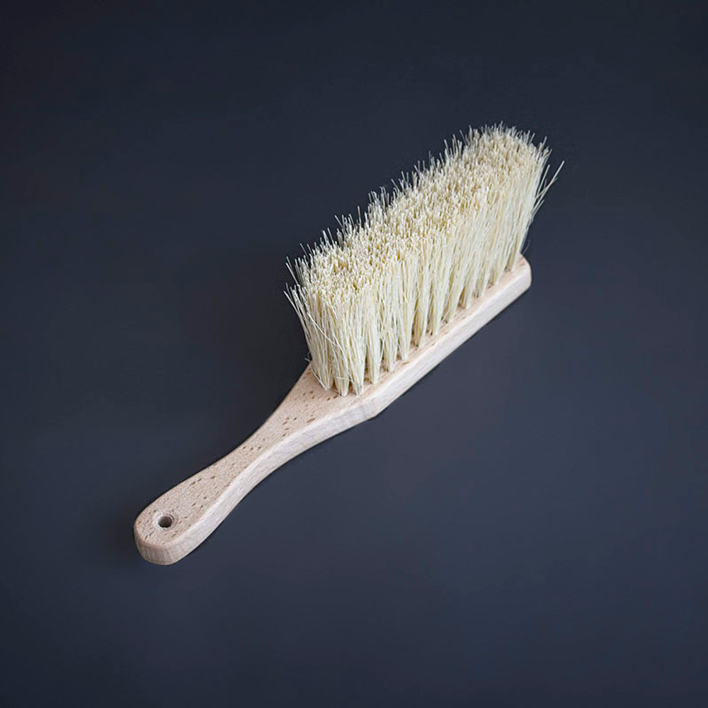 Щётка-сметка для муки из бука с натуральной щетиной, 24 см